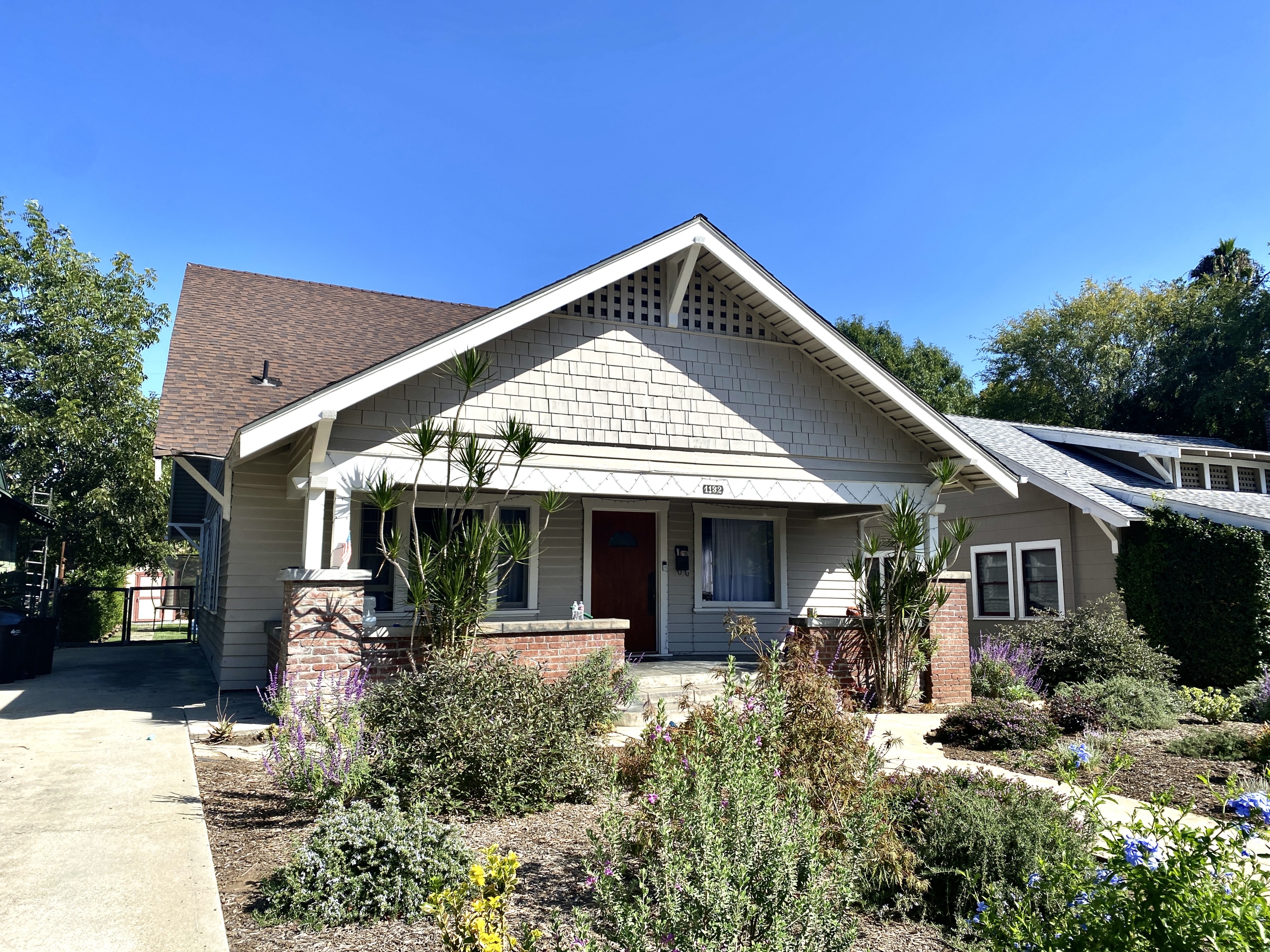 1132 Stratford Avenue